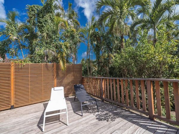 Martinique Home 1027307