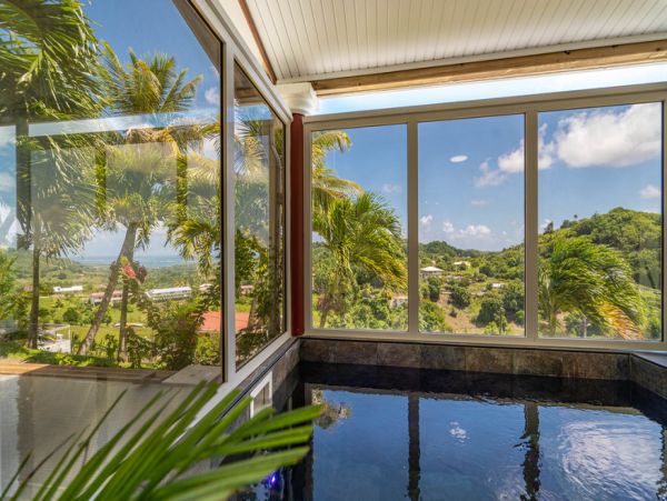 Martinique Home 1027308