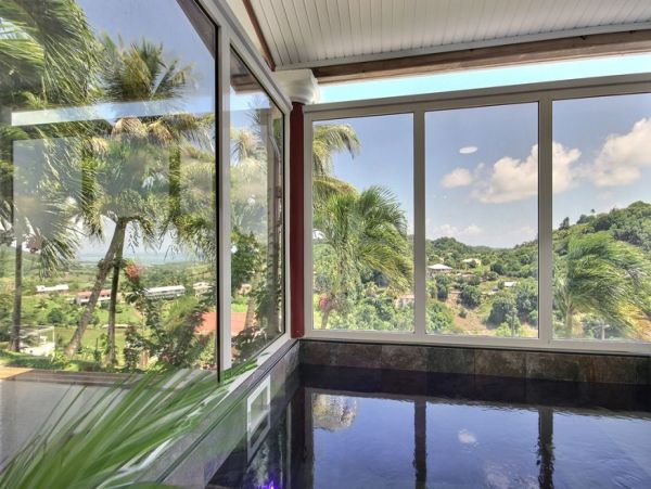 Martinique Home 1027308