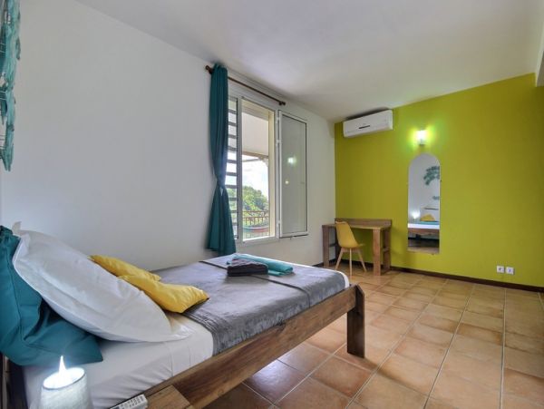 Martinique Home 1027308