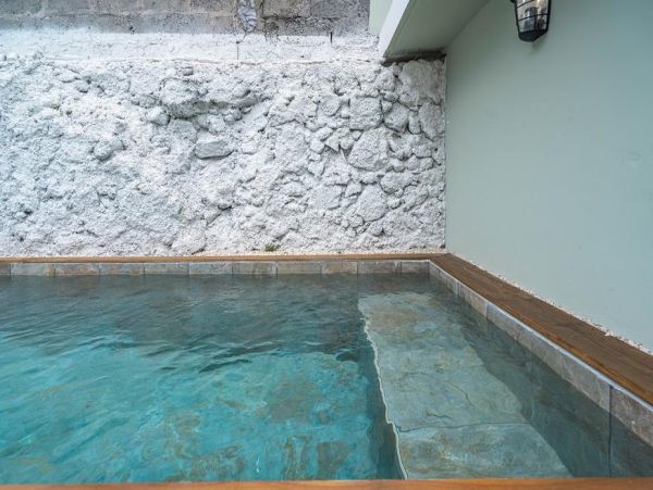 Martinique Home 1027309