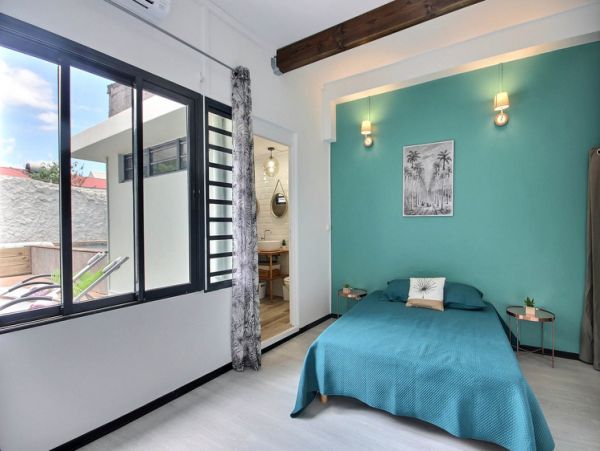 Martinique Home 1027309