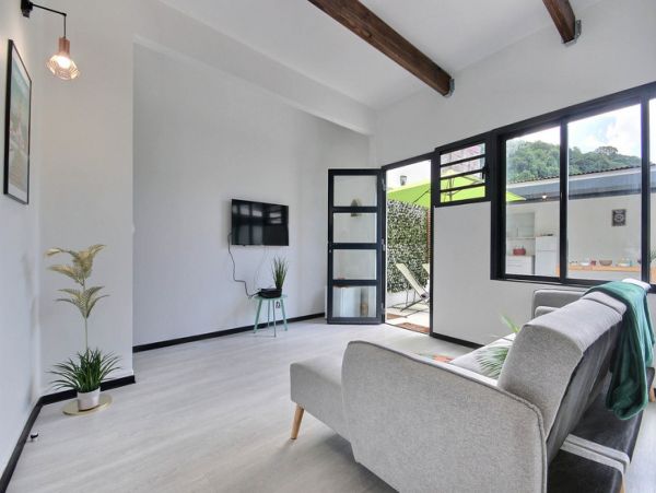 Martinique Home 1027309
