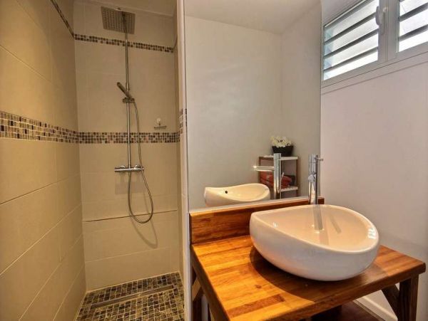 Martinique Home 1027310