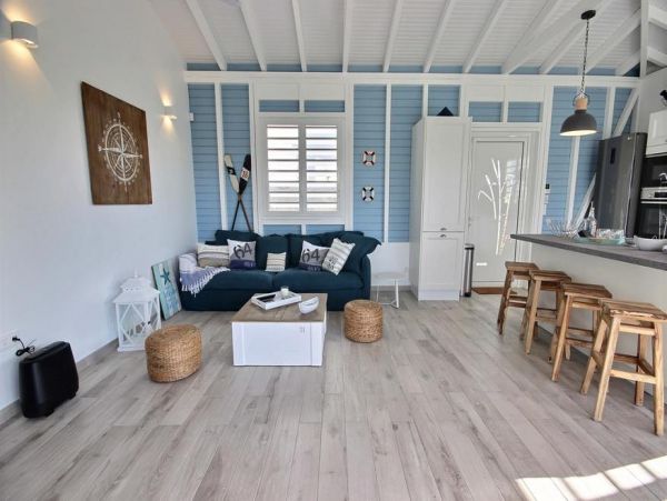 Martinique Home 1027311