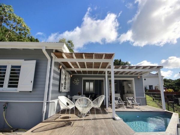 Martinique Home 1027311