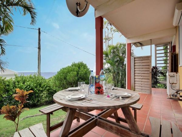 Martinique Home 1027313