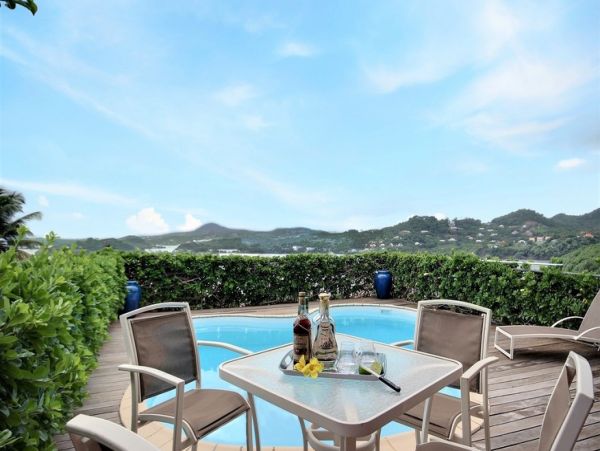 Martinique Home 1027313