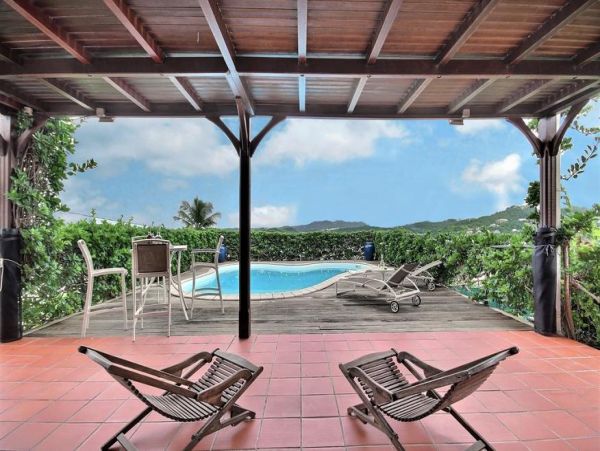 Martinique Home 1027313
