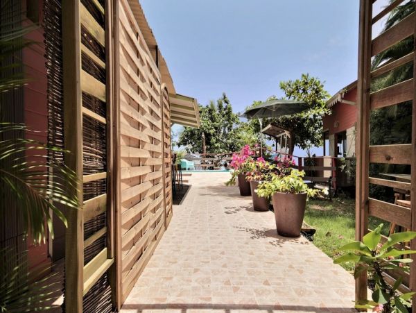 Martinique Home 1027314
