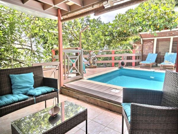 Martinique Home 1027314