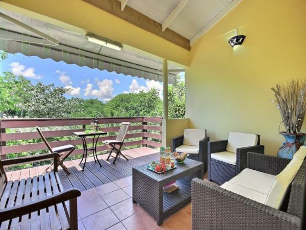 Charming Villa in Trois-Ilets with Private Garden & Sea Access