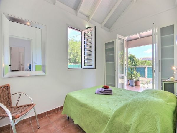 Charming Villa in Trois-Ilets with Private Garden & Sea Access