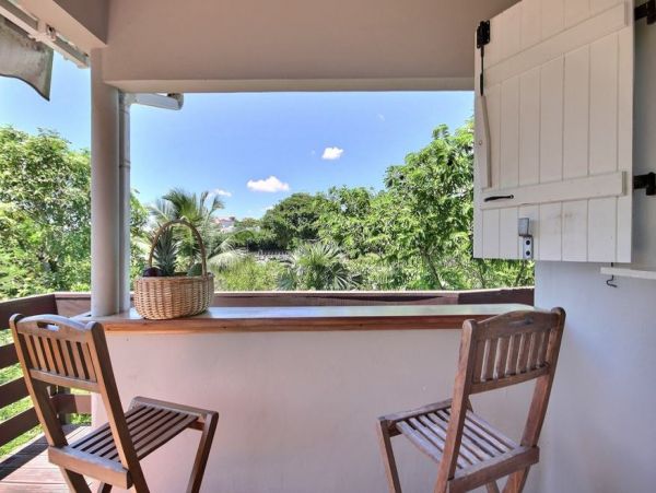 Charming Villa in Trois-Ilets with Private Garden & Sea Access
