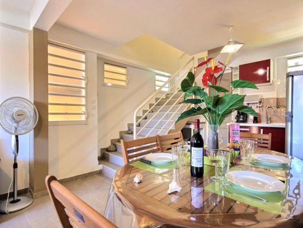 Martinique Home 1027318