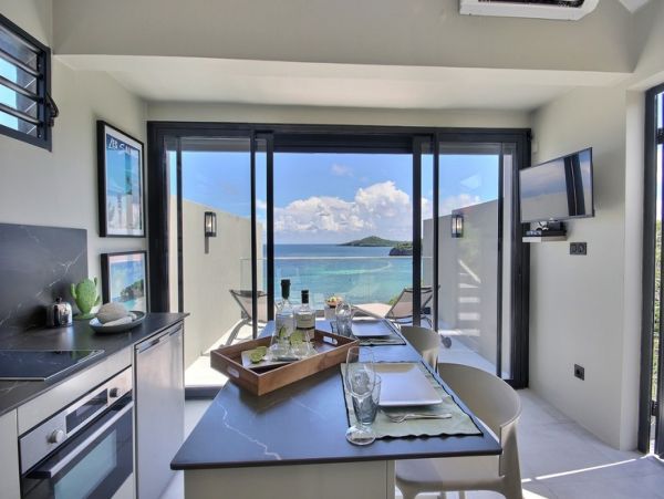 Martinique Home 1027321