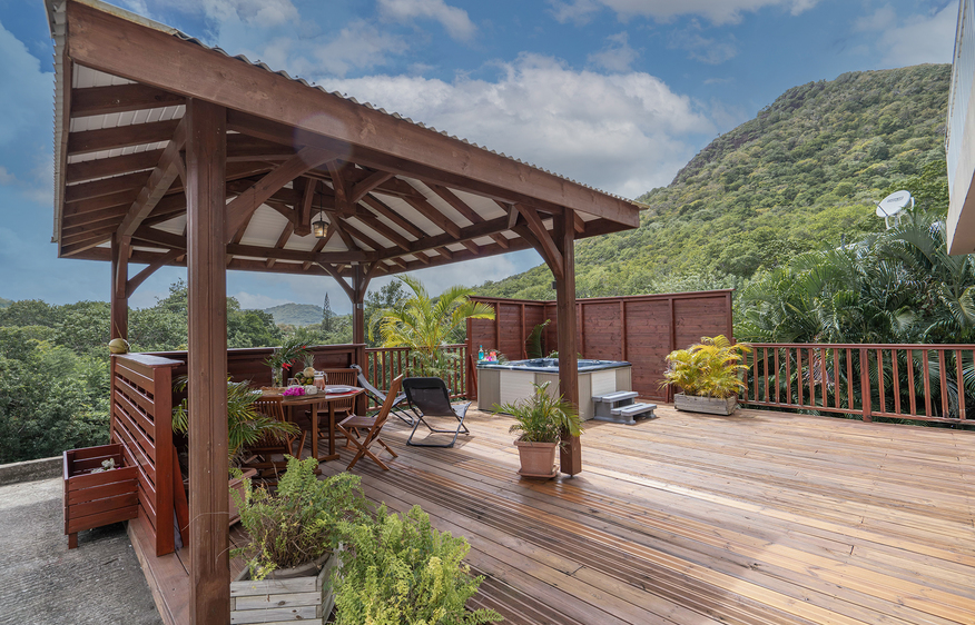 Martinique Home 1027322