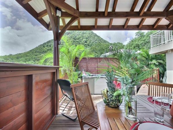 Martinique Home 1027322