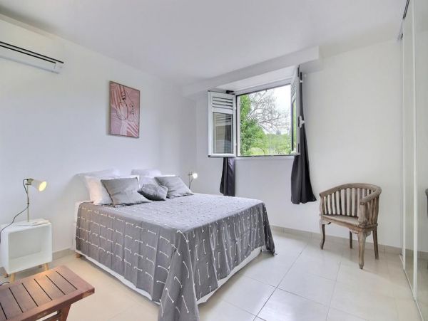 Martinique Home 1027322