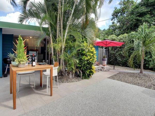 Martinique Home 1027323