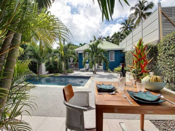Martinique Home 1027323