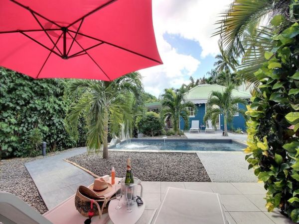 Martinique Home 1027323