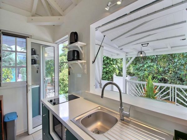 Martinique Home 1027324