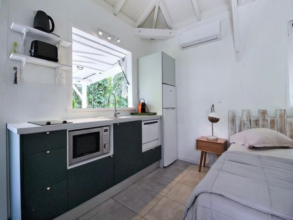 Martinique Home 1027324