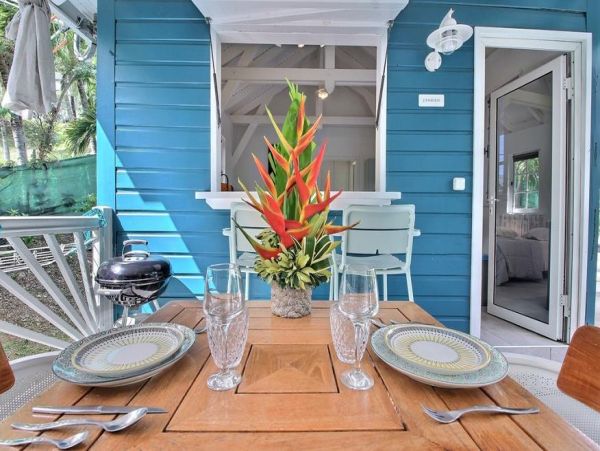 Martinique Home 1027324