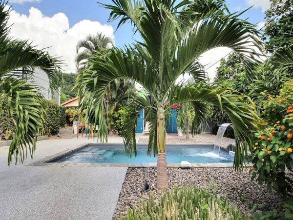Martinique Home 1027324