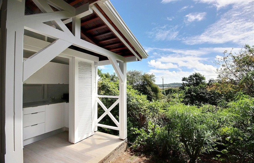 Martinique Home 1027325