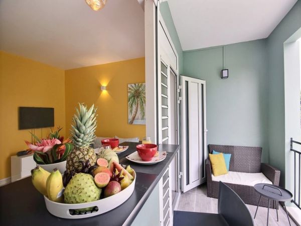 Martinique Home 1027326