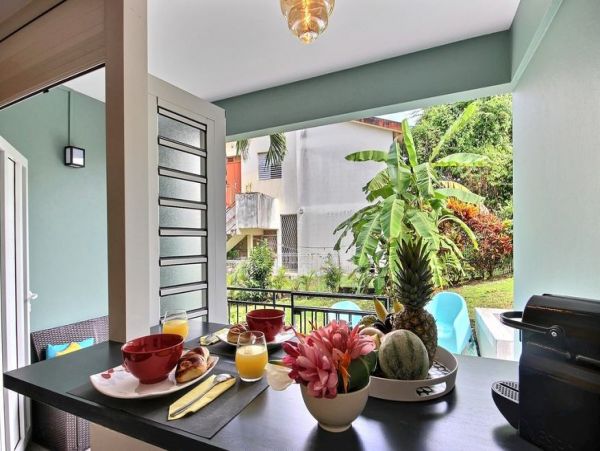 Martinique Home 1027326