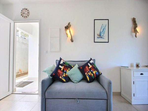 Martinique Home 1027327