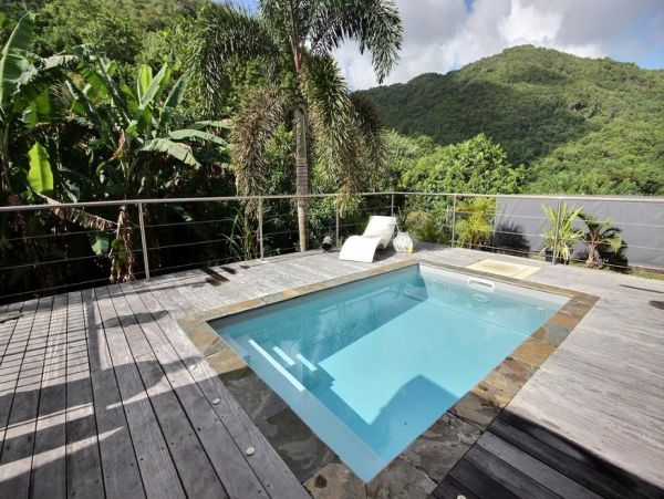 Martinique Home 1027328