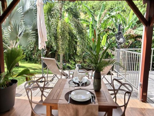 Martinique Home 1027328
