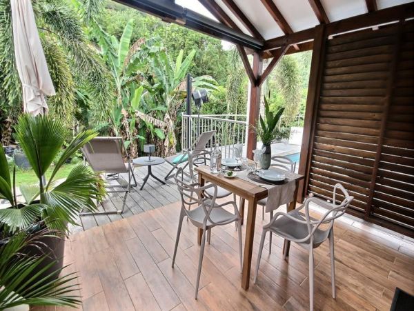 Martinique Home 1027328
