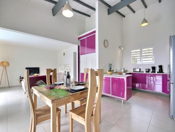 Martinique Home 1027329
