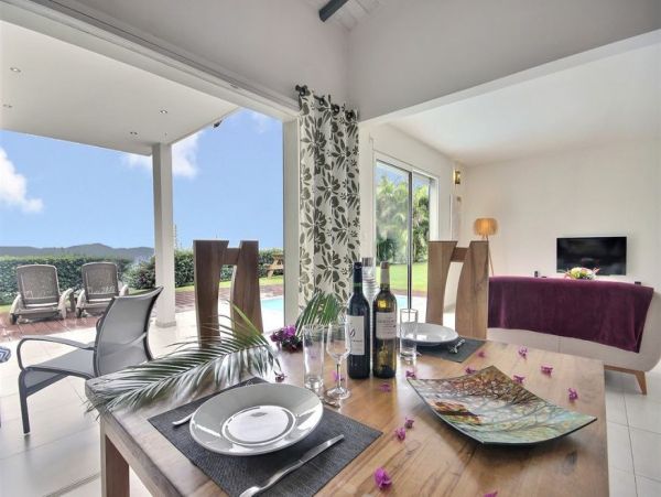 Martinique Home 1027329