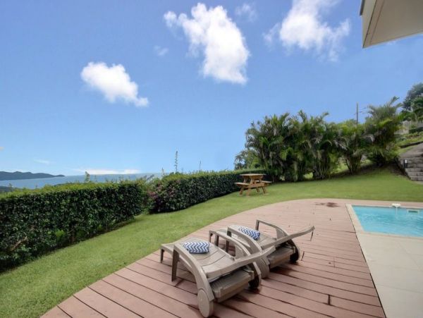 Martinique Home 1027329