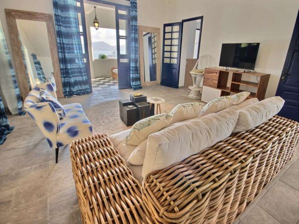 Martinique Home 1027330