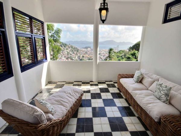 Martinique Home 1027330