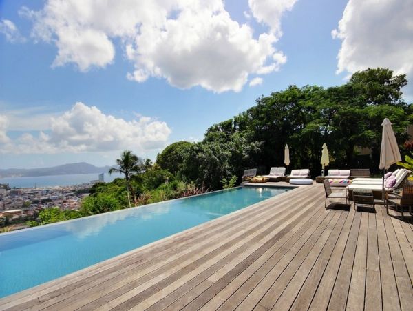 Martinique Home 1027330