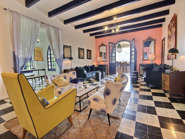 Martinique Home 1027330