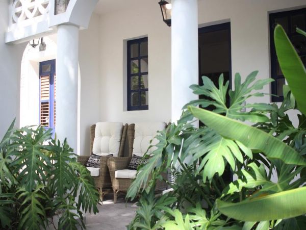 Martinique Home 1027332