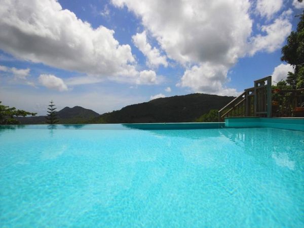 Martinique Home 1027334