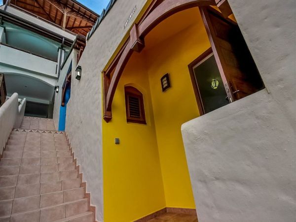 Martinique Home 1027334