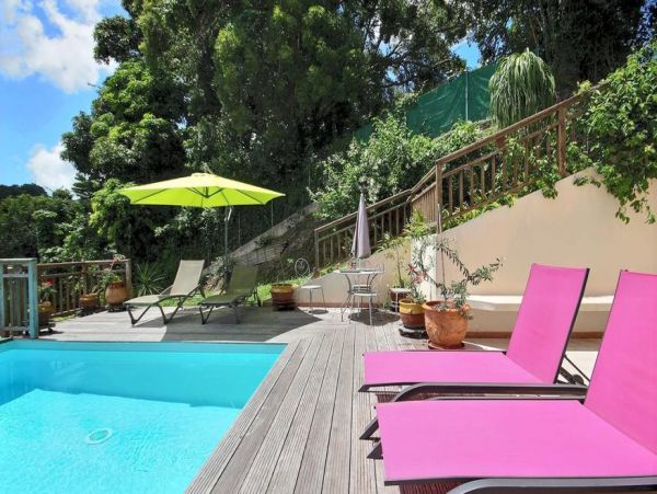 Martinique Home 1027334