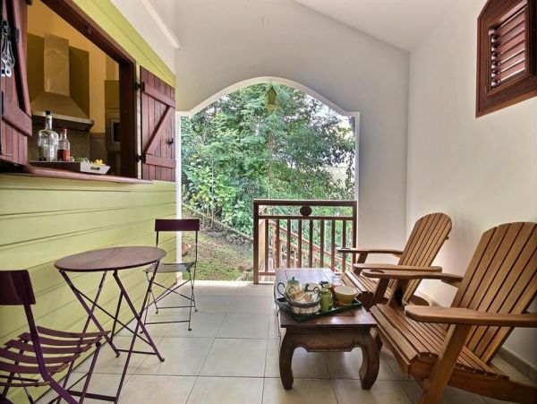 Martinique Home 1027334