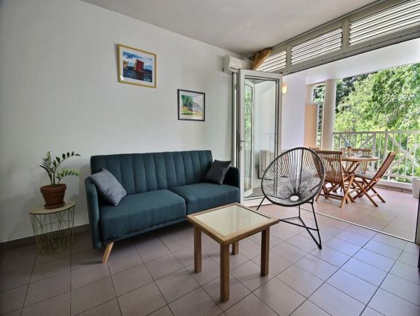 Martinique Home 1027335